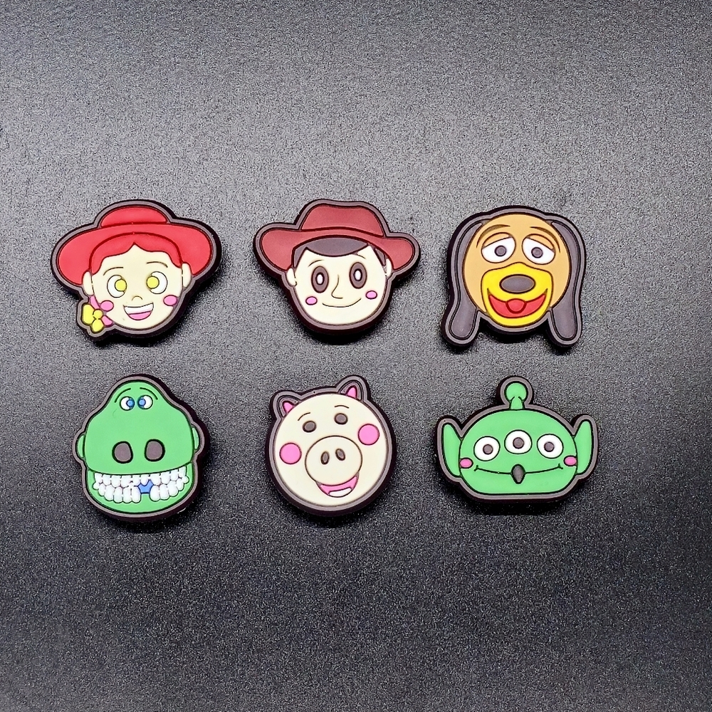 Disney Toy Story Croc Charm Bundle (6)